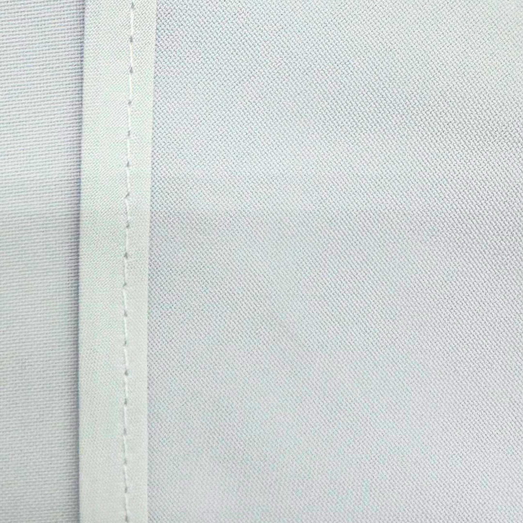 Zoom couture nappe ronde polyester antitache